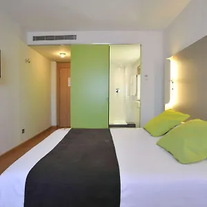 3* Отель Travelodge Airport