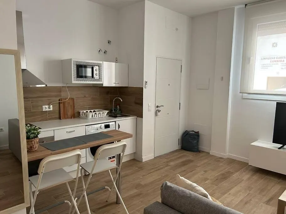 Апартаменты Estudio Carretera Cadiz Малага